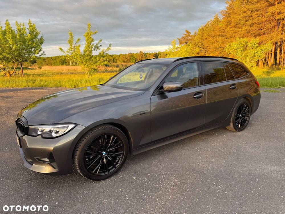 BMW Seria 3 - 34