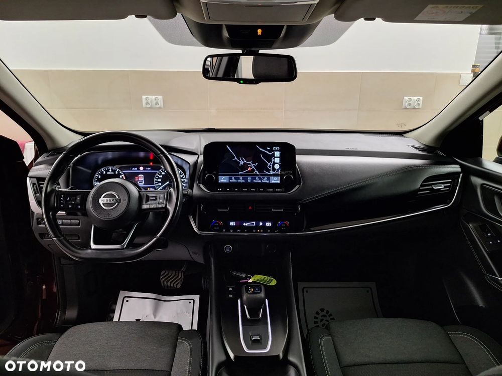 Nissan Qashqai 1.3 DIG-T DCT N-CONNECTA - 26