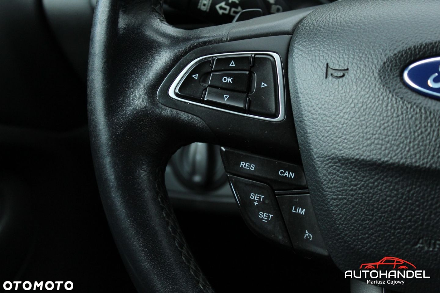 Ford Kuga - 11