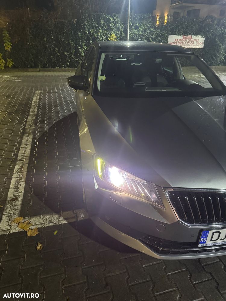 Skoda Superb 2.0 TDI DSG Ambition - 6