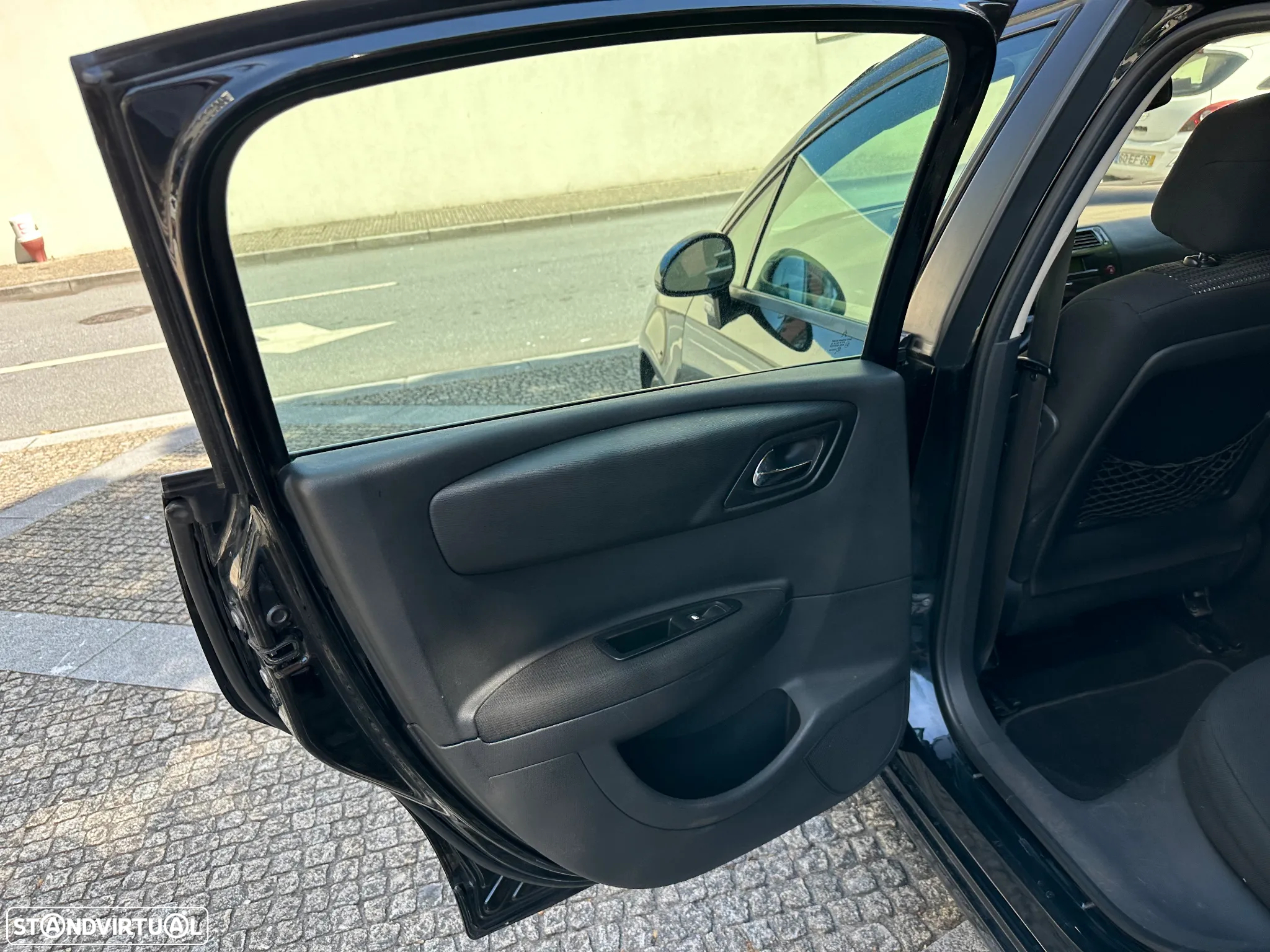 Citroën C4 1.6 HDi VTR Pack Airdream - 17