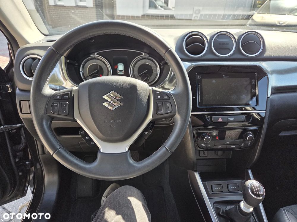 Suzuki Vitara 1.4 Boosterjet Hybrid Comfort+ - 10