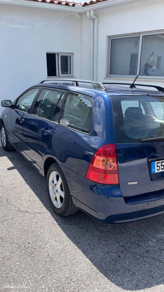 Toyota Corolla SW 2.0 D-4D SE - 4