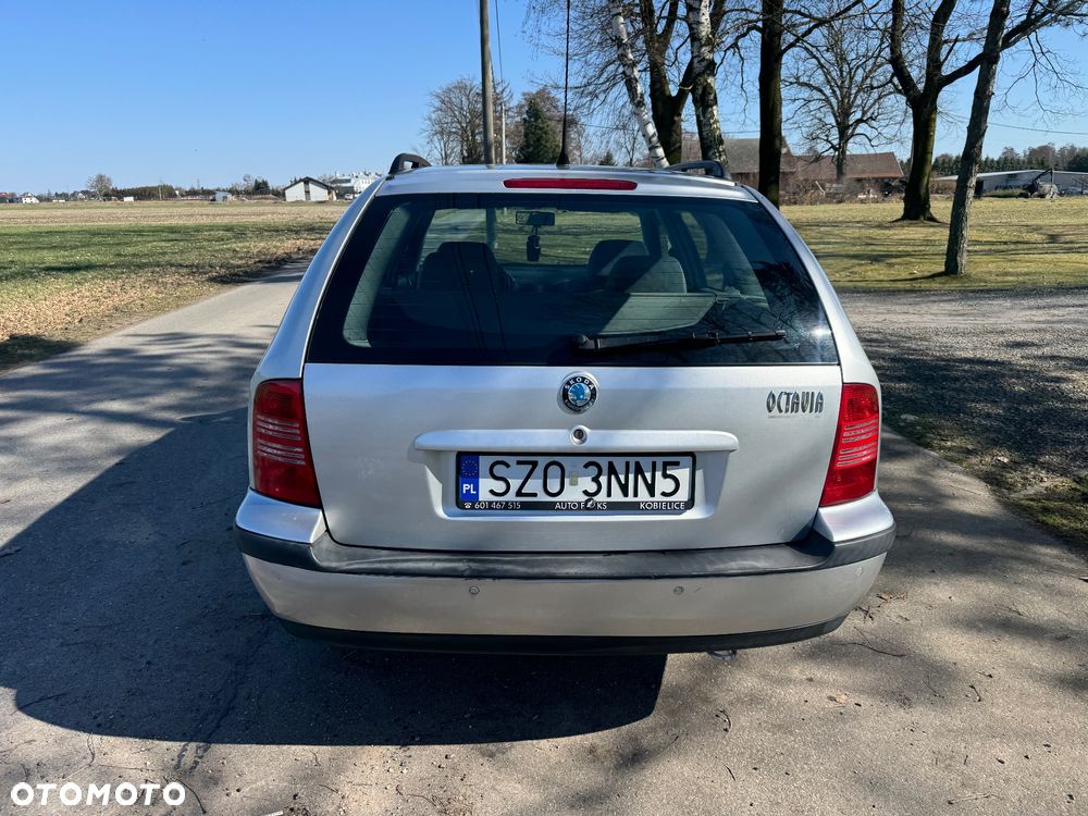Skoda Octavia 1.8T Elegance - 5