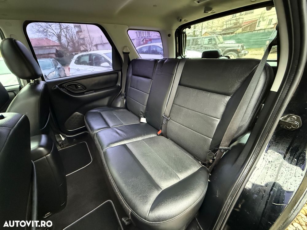 Ford Maverick Highclass - 13