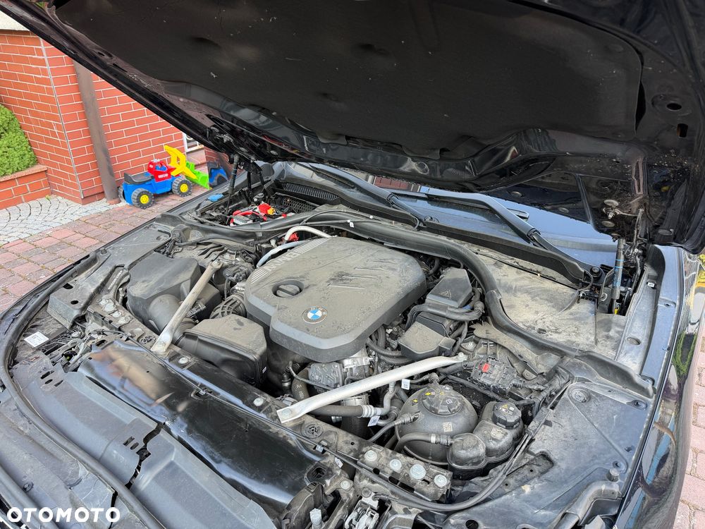 BMW Seria 5 520d xDrive mHEV M Sport - 25