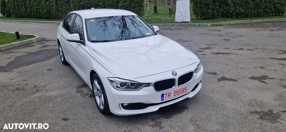 BMW Seria 3 320d DPF Aut. Edition Exclusive - 4