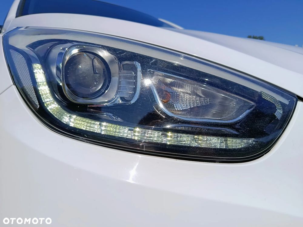 Hyundai ix35 1.6 2WD Fifa World Cup Edition - 15
