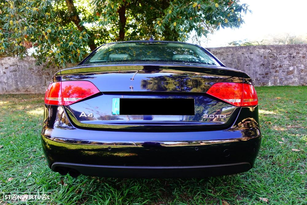 Audi A4 2.0 TDI S-line - 5