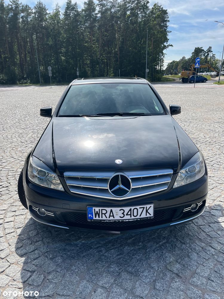 Mercedes-Benz Klasa C 180 CGI Automatik BlueEFFICIENCY Avantgarde - 6