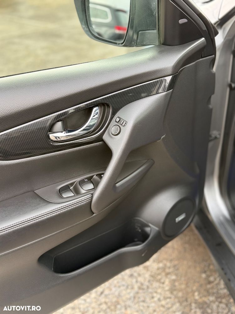 Nissan X-Trail 1.7 dCi ALL-MODE 4x4i Xtronic Tekna - 17