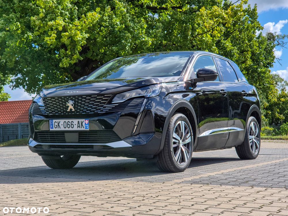 Peugeot 3008 1.6 PureTech HYbrid Allure S&S EAT8 - 4