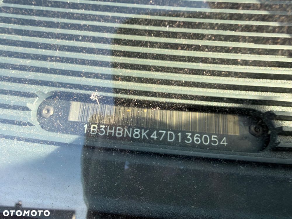 Dodge Caliber 2.4 RT - 9
