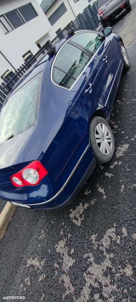 Volkswagen Passat 2.0TDI Highline DPF DSG - 10