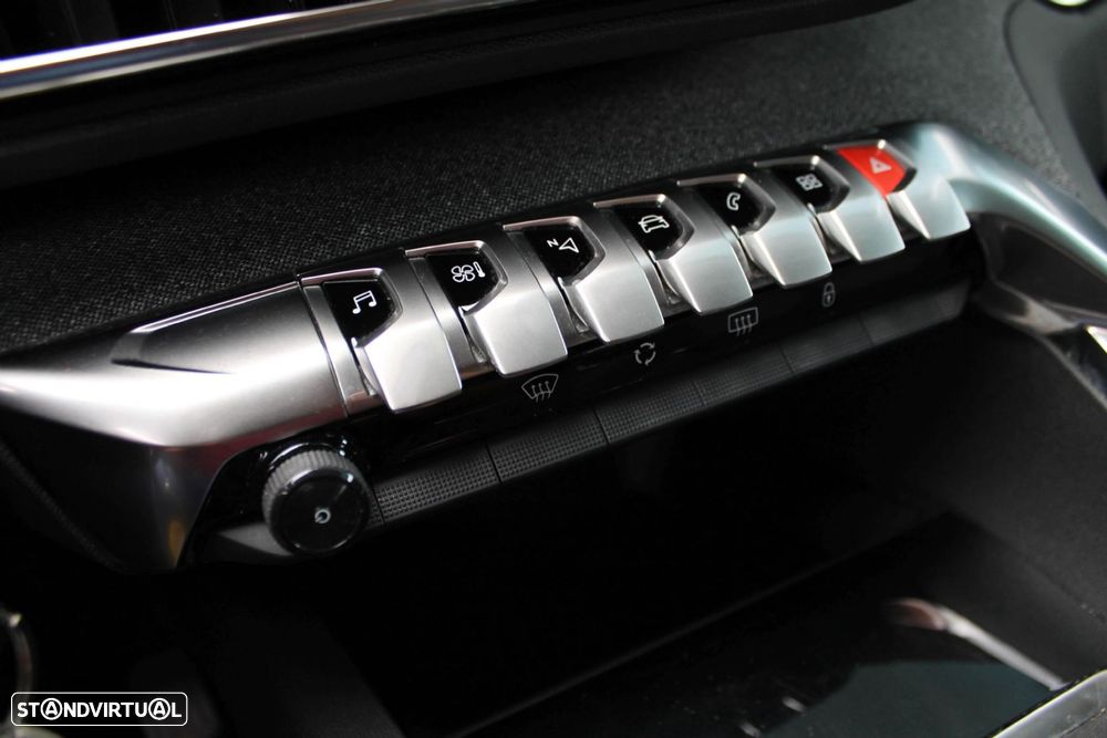 Peugeot 5008 1.5 BlueHDi Allure - 21