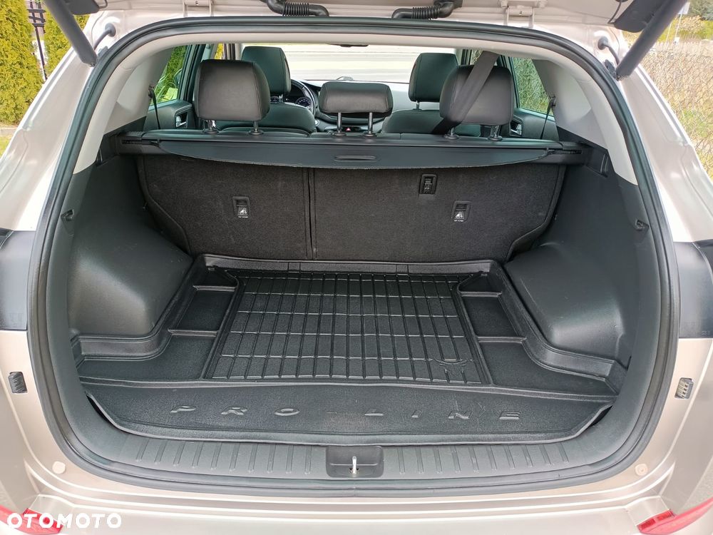 Hyundai Tucson blue 1.7 CRDi 2WD DCT Premium - 26