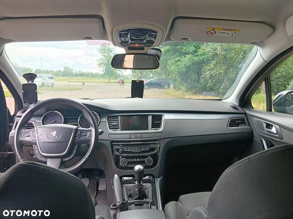 Peugeot 508 HDi FAP 140 Allure - 10