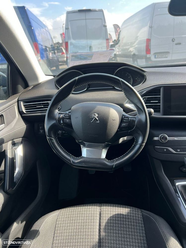 Peugeot 308 1.2 PureTech Access - 15