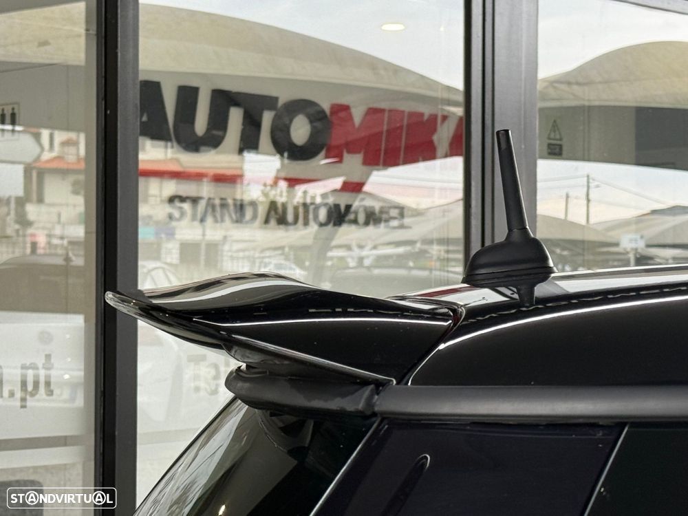 MINI 3 Portas Cooper D - 26