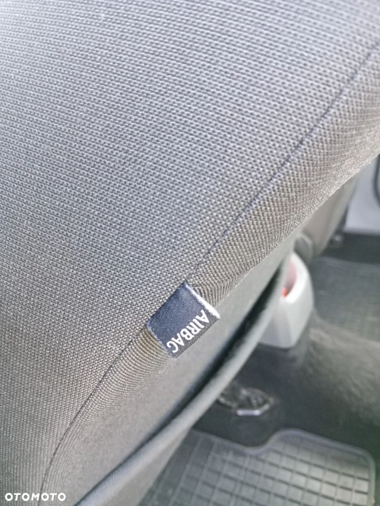 Ford Focus 1.8 TDCi Silver X - 13