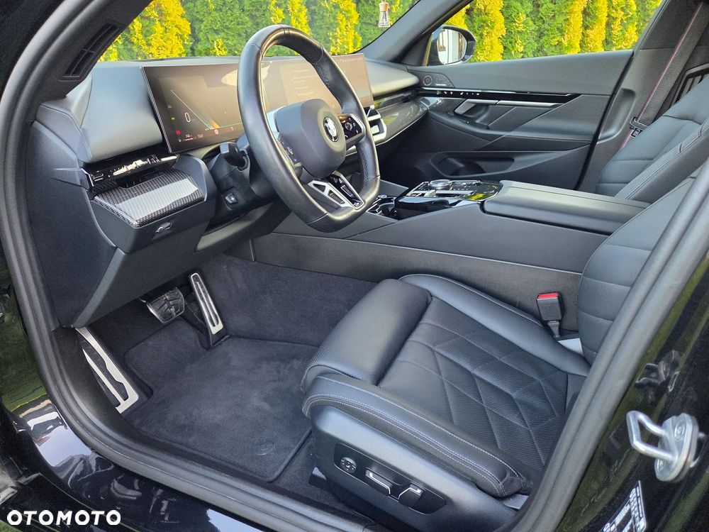 BMW Seria 5 520d xDrive - 18