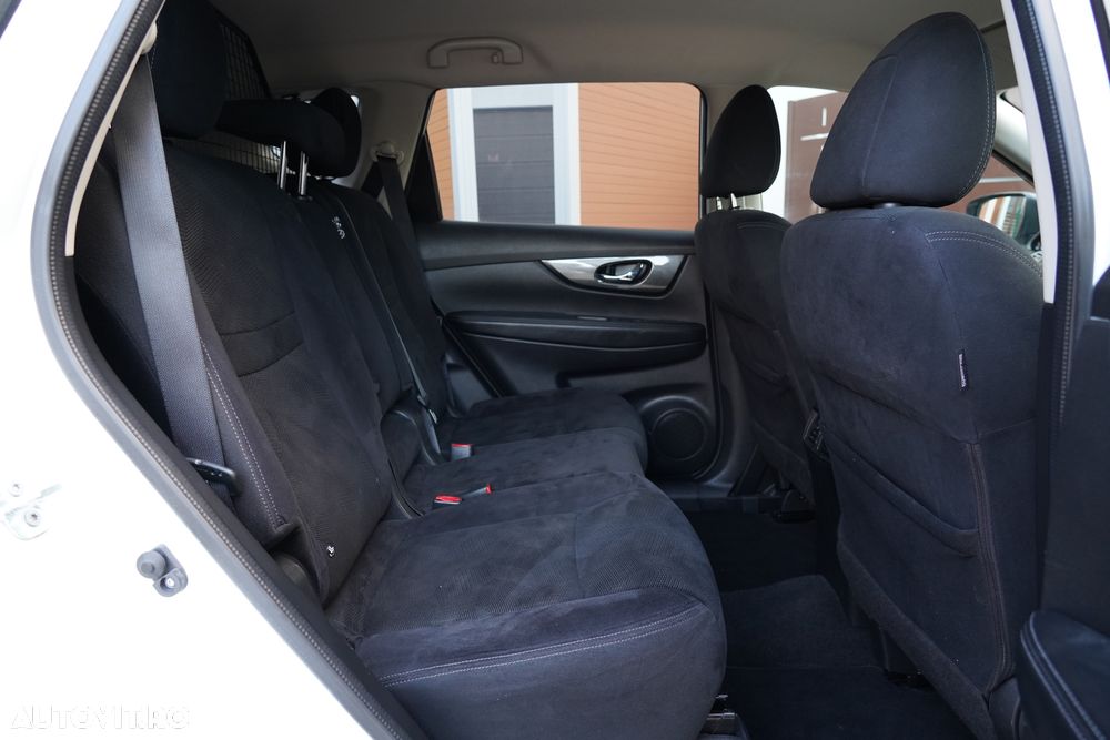 Nissan X-Trail 1.6 dCi ALL-MODE 4x4i N-Connecta - 12