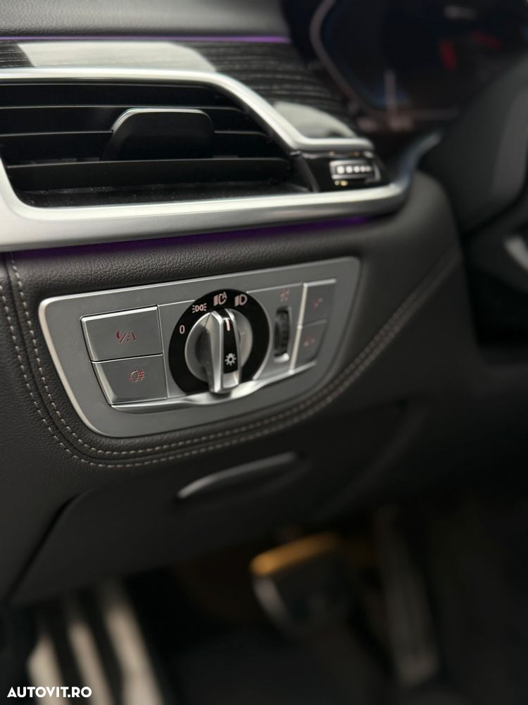BMW Seria 7 745Le AT PHEV - 11