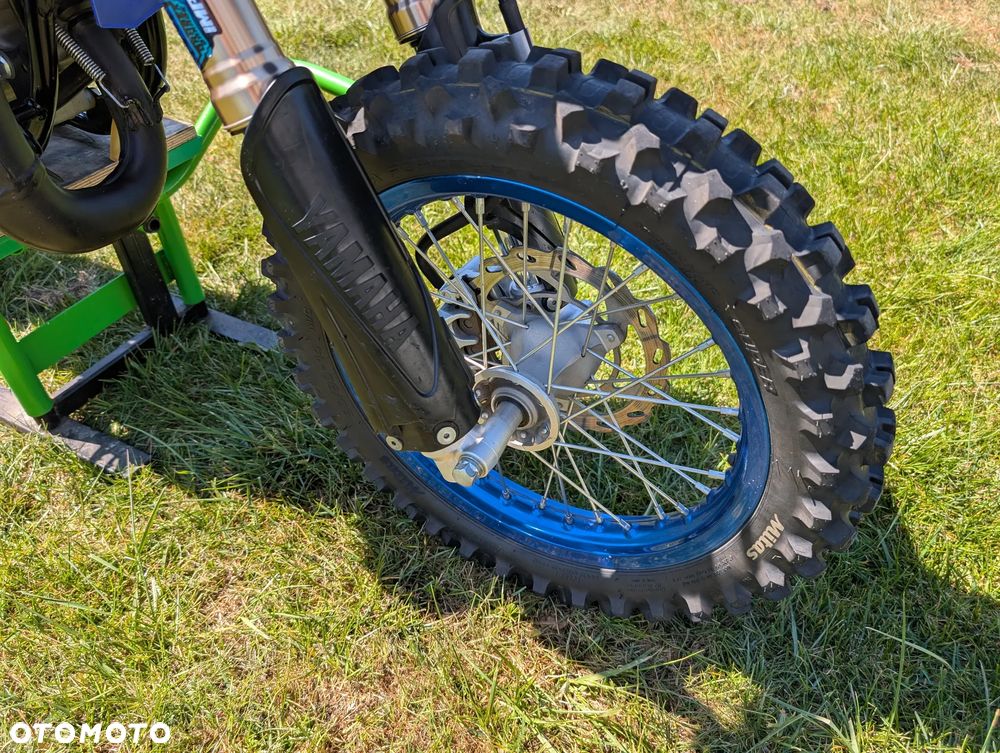 Yamaha YZ - 9