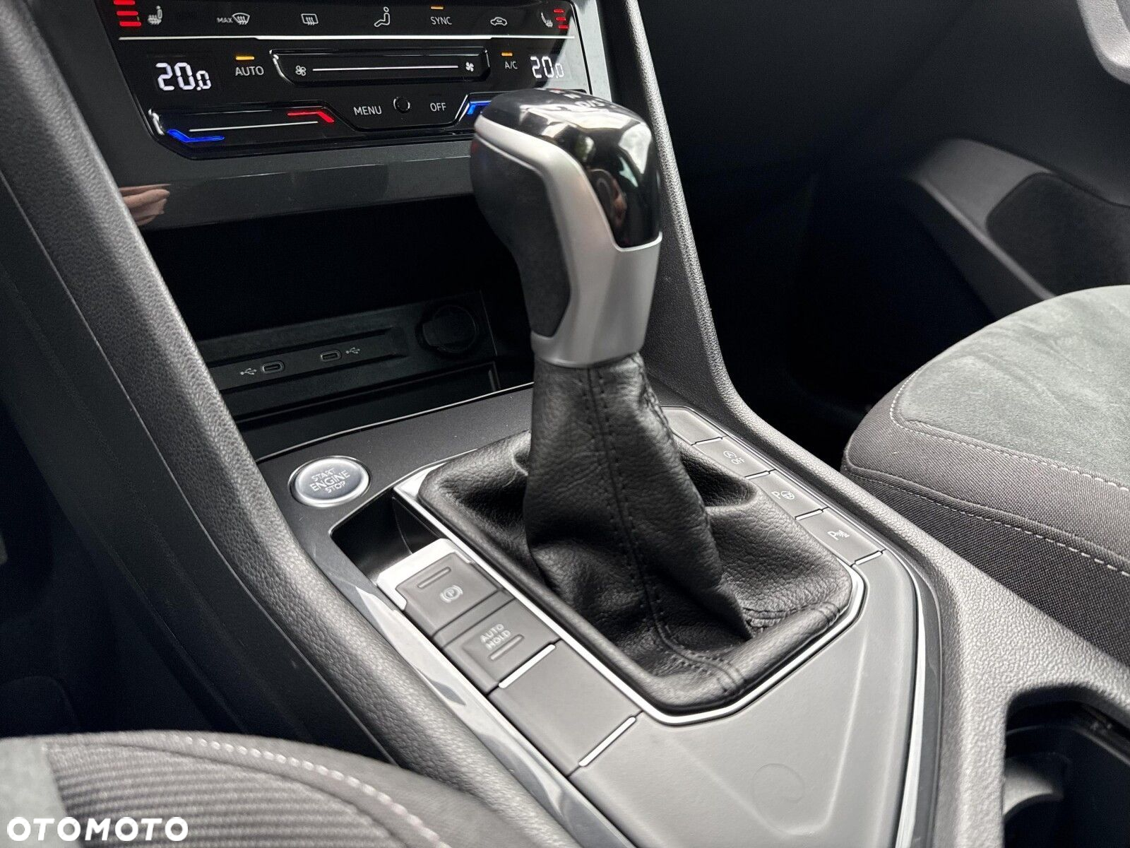 Volkswagen Tiguan 1.5 TSI EVO Elegance DSG - 23
