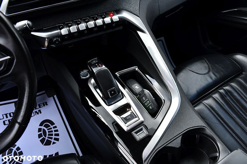 Peugeot 5008 THP 165 EAT6 Stop & Start Allure - 17