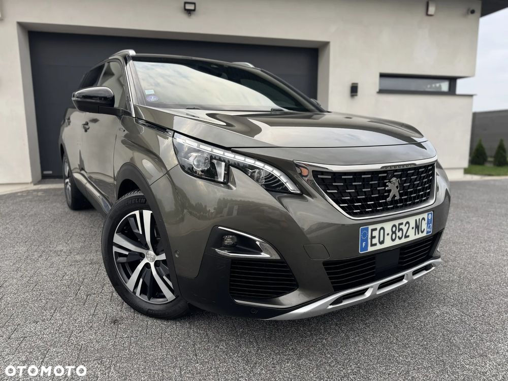 Peugeot 5008 - 8