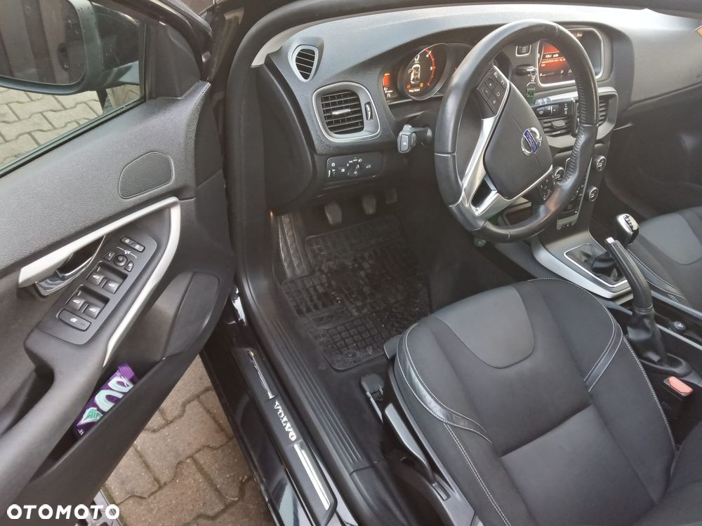 Volvo V40 D2 - 5