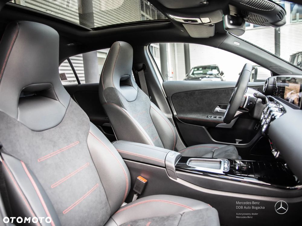 Mercedes-Benz Klasa A 250 e PHEV AMG Line 8G-DCT - 6