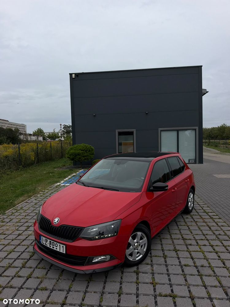 Skoda Fabia 1.2 TSI Monte Carlo - 10