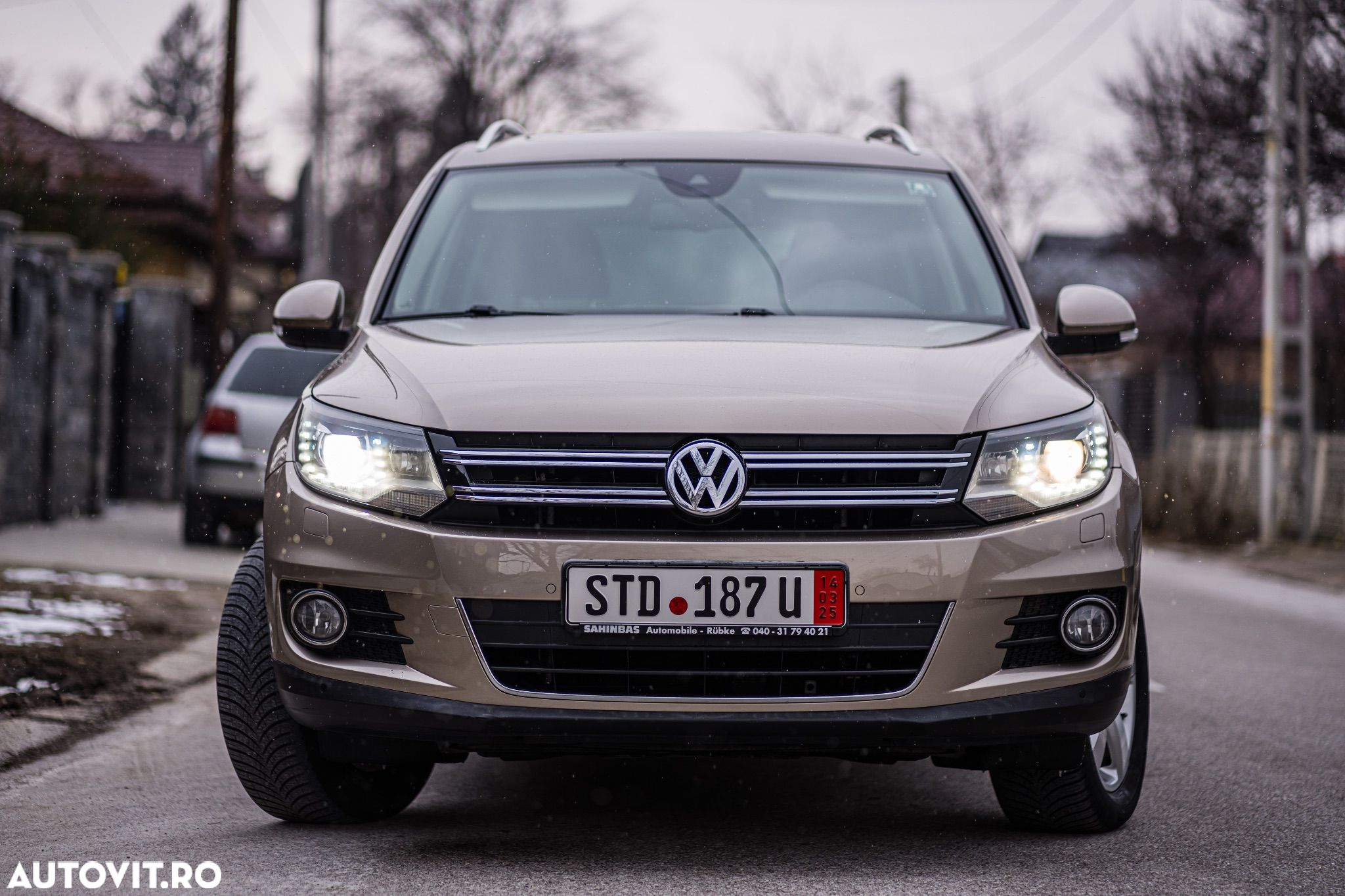 Volkswagen Tiguan 2.0 TDI 4Motion DSG Sport & Style - 1