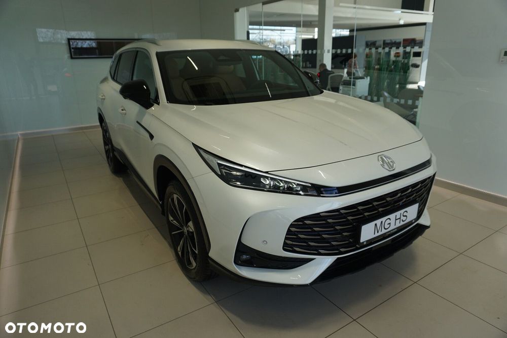 MG HS Hybrid+ - 4