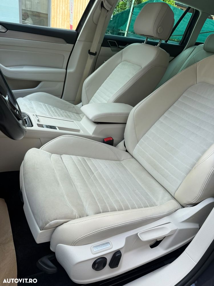 Volkswagen Passat - 12