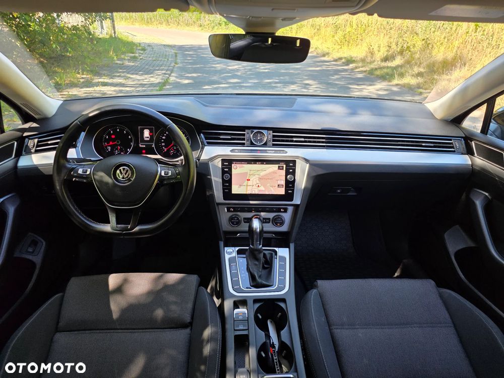 Volkswagen Passat 1.8 TSI BMT Comfortline DSG - 10