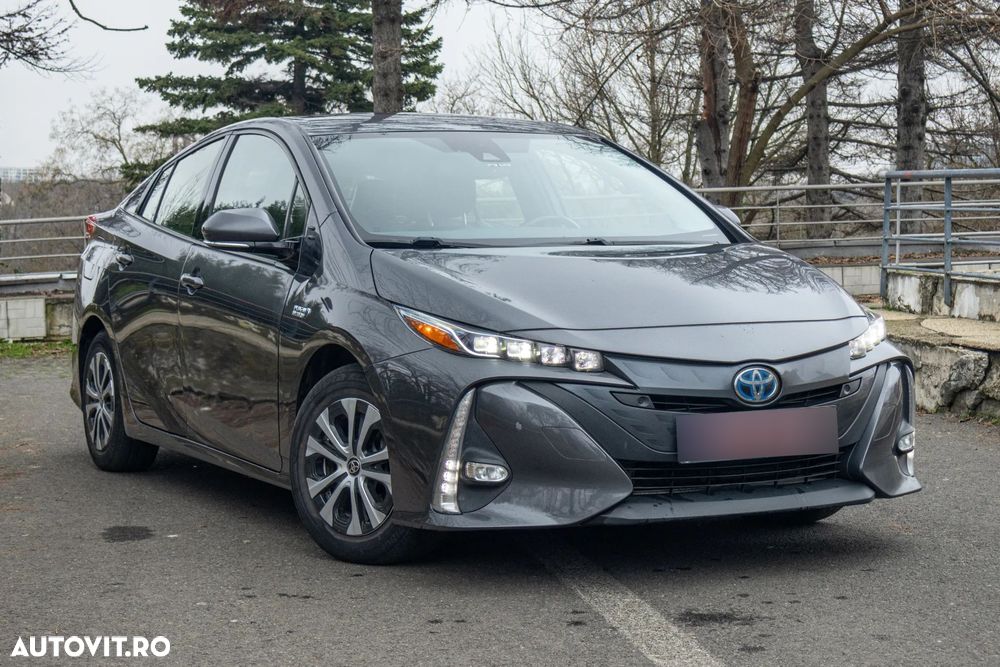 Toyota Prius - 2