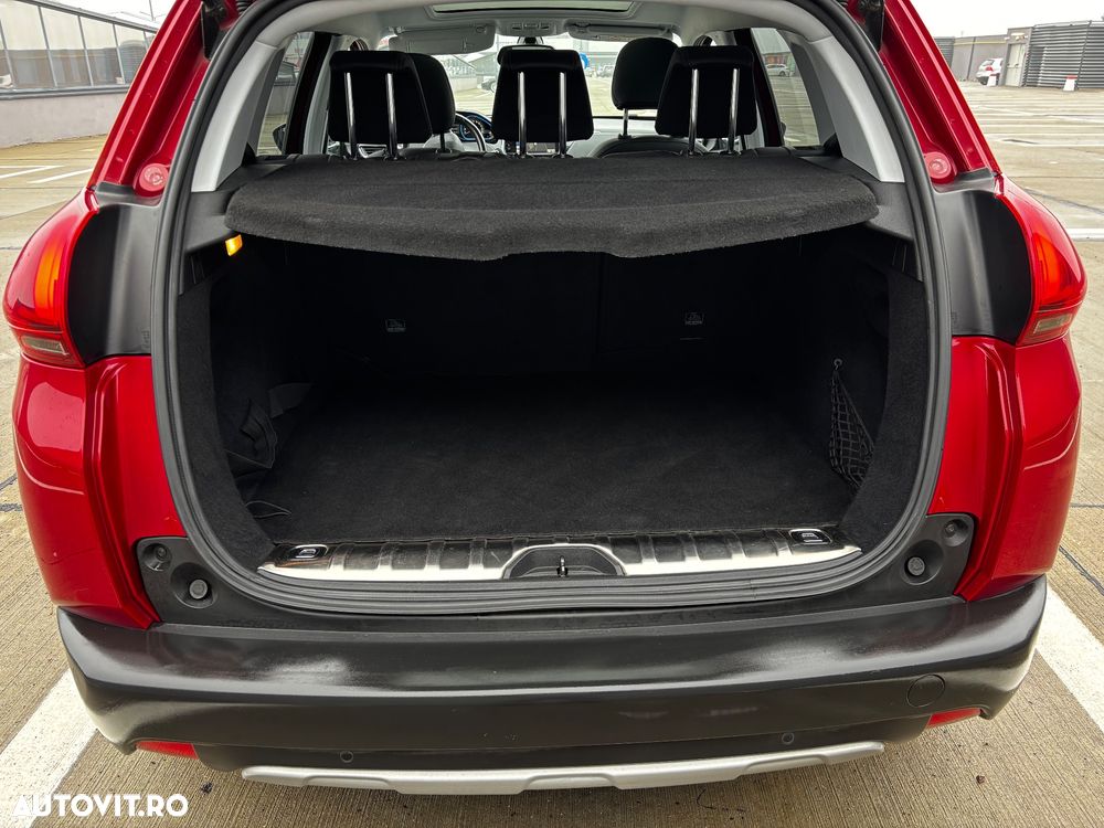 Peugeot 2008 e-HDi FAP 115 STOP & START Business-Line - 12