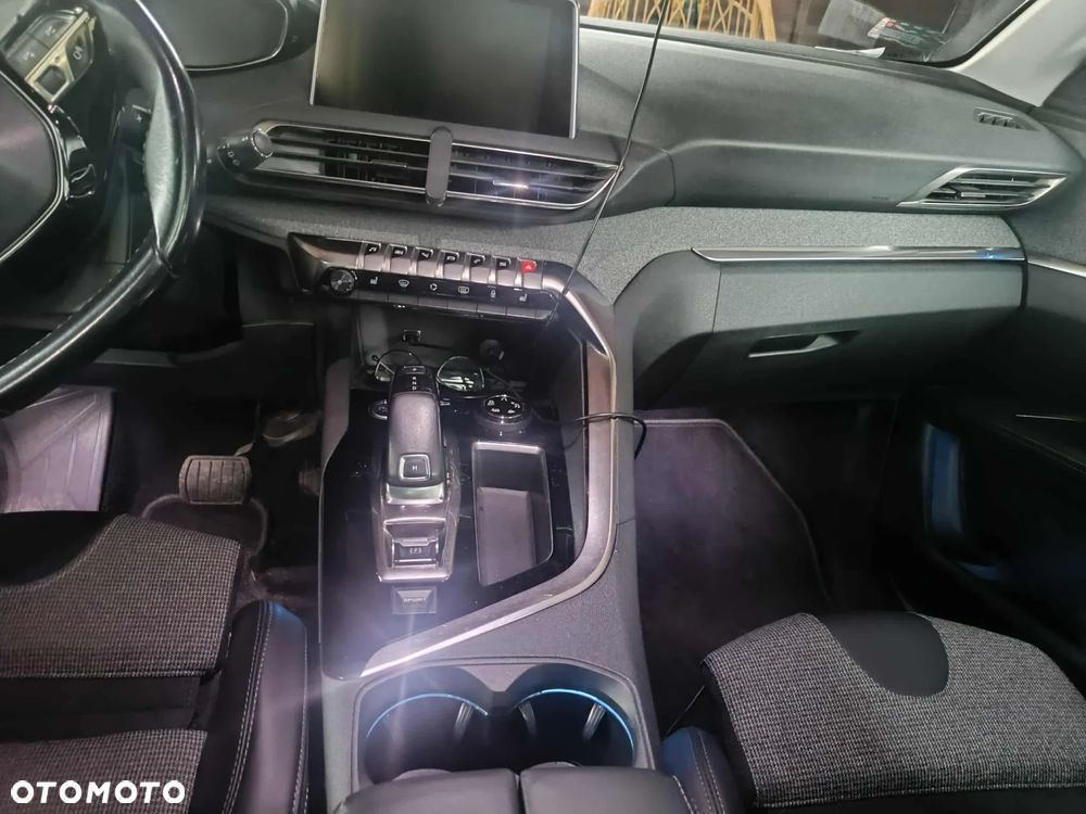 Peugeot 3008 1.5 BlueHDi Allure S&S EAT8 - 2