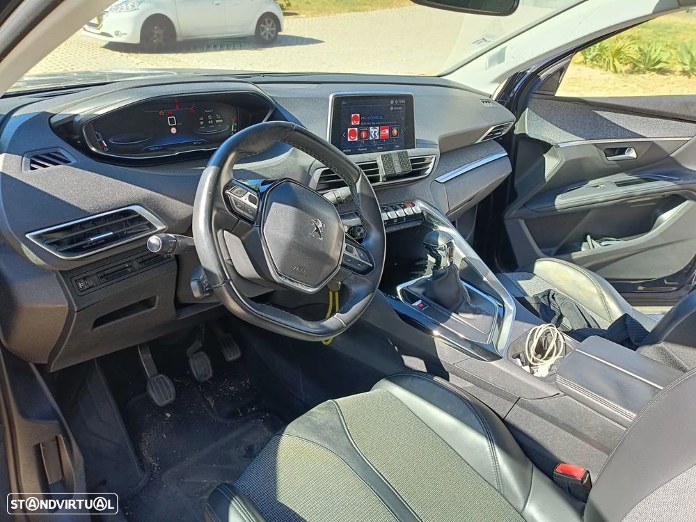 Peugeot 5008 1.5 BlueHDi Allure - 6
