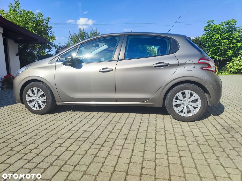 Peugeot 208 1.2 PureTech Active - 5