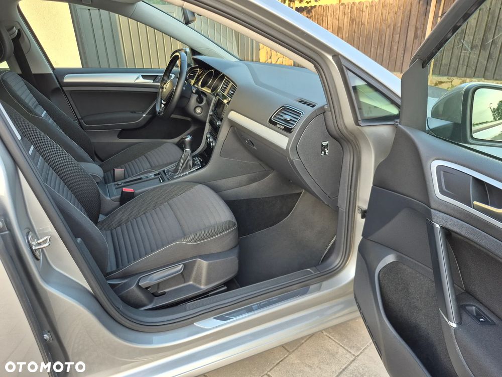 Volkswagen Golf 1.2 TSI BlueMotion Technology Cup - 22