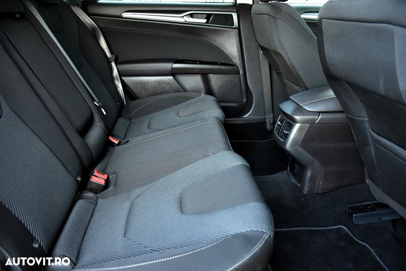 Ford Mondeo 2.0 TDCi Powershift - 18