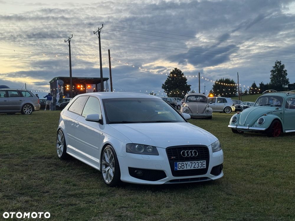 Audi S3 Standard - 1