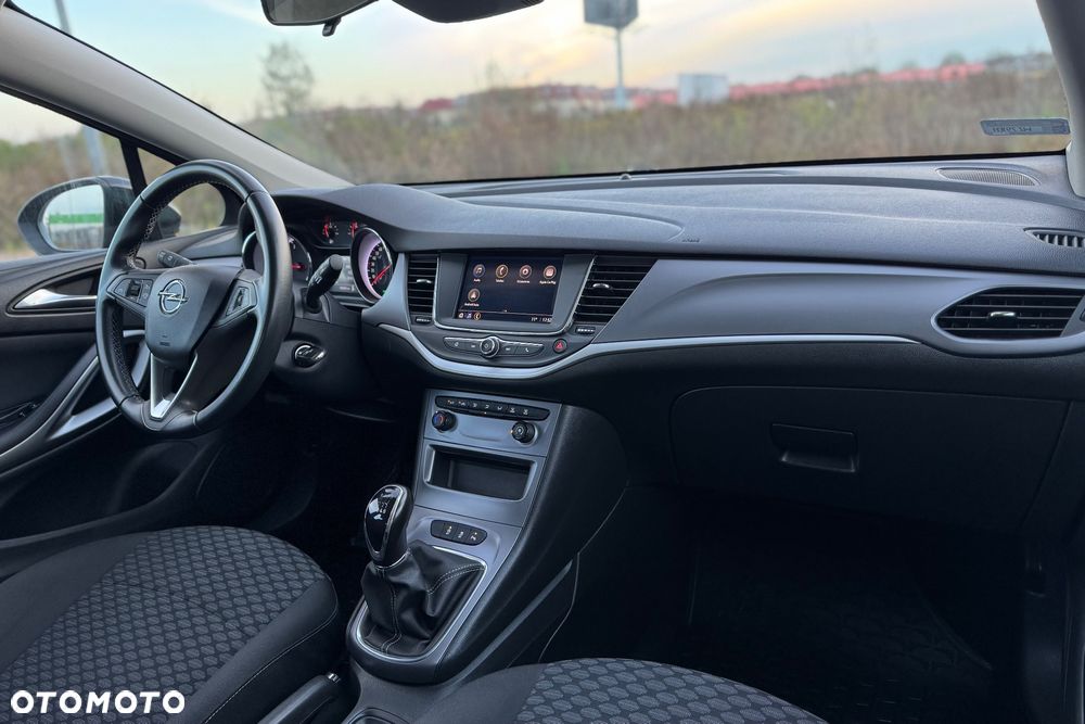 Opel Astra V 1.2 T Edition S&S - 28