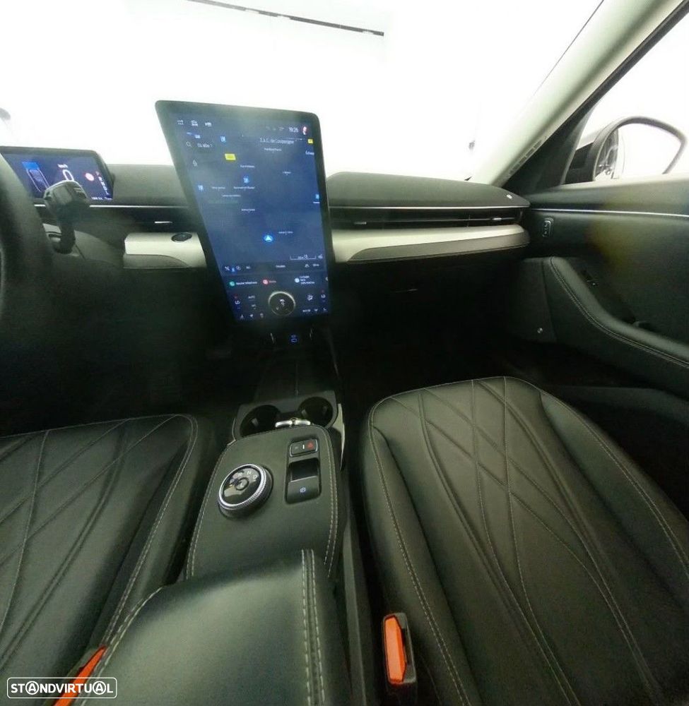 Ford Mustang Mach-E 75.7 kWh Base - 3