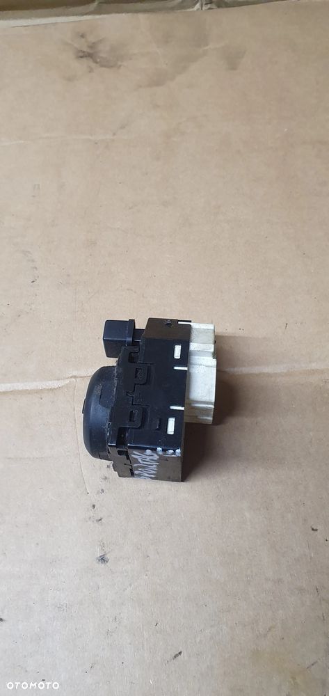 Przełącznik regulacji lusterek Kia Sportage III 491480-1110 - 3