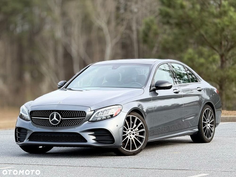 Mercedes-Benz Klasa C 300 4Matic 9G-TRONIC AMG Line - 3